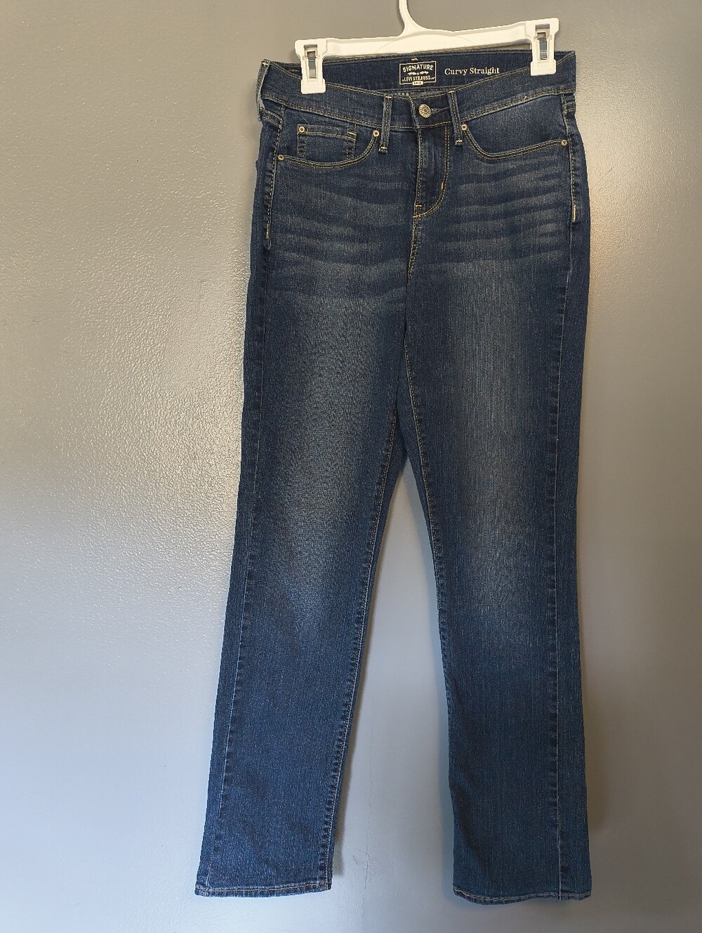 Curvy Straight Dark Wash Women's Jeans